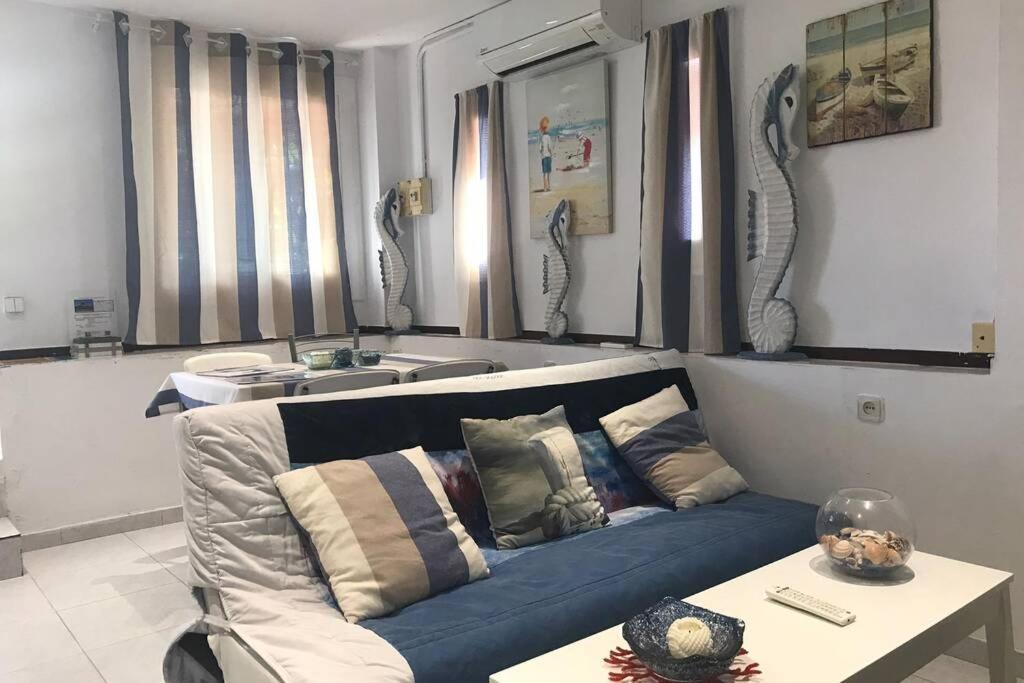 Apartamento En La Playa De Calafell. Barcelona Bagian luar foto