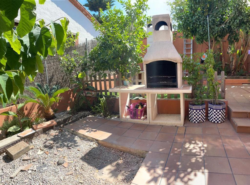 Apartamento En La Playa De Calafell. Barcelona Bagian luar foto